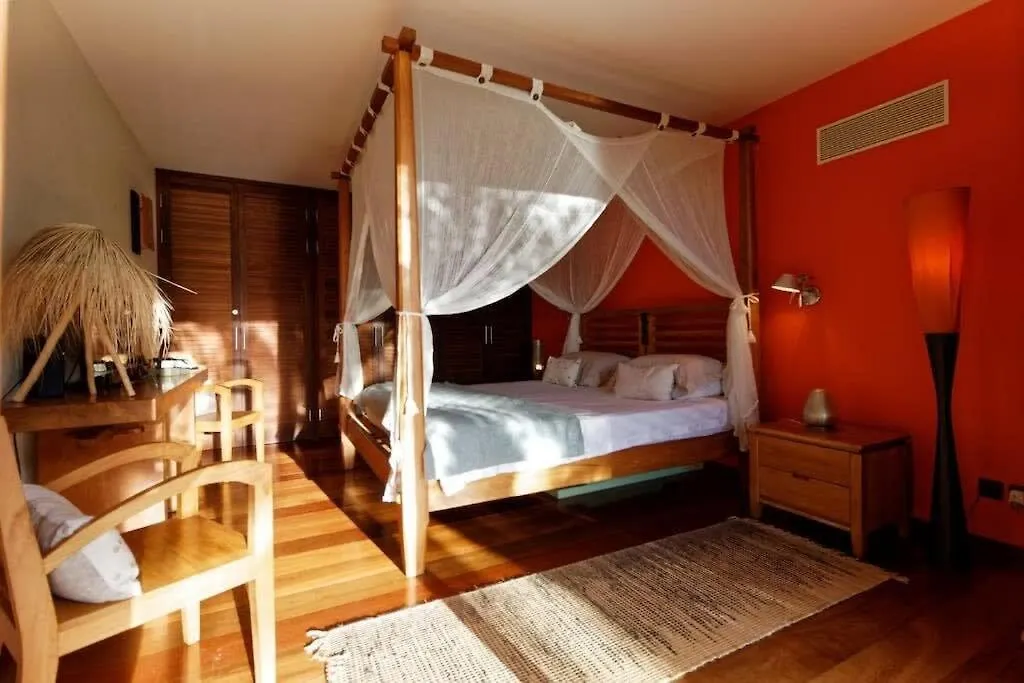 Sunset Rays Villa With Balinese Style In Pointe Milou St. Barthelemy 0*,